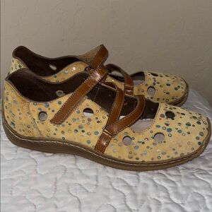 Rieker Stylish women’s Polka Dot Shoes